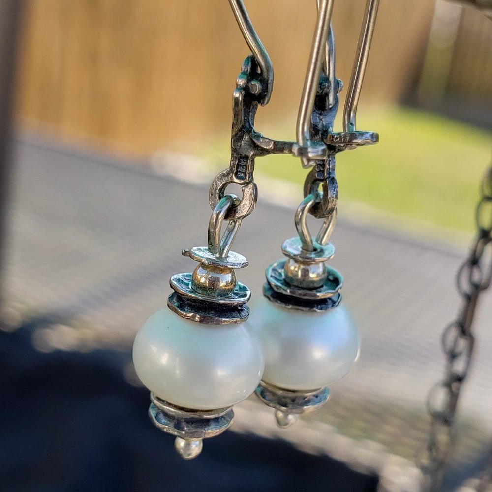 Silpada Light the Way Pearl Earrings
